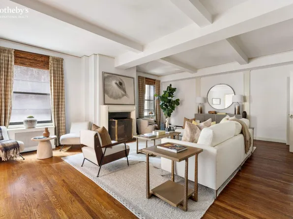 131 East 69th Street image 1 of 12