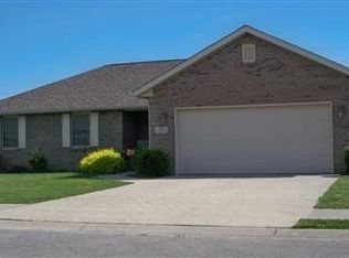 1910 Beverly Blvd, Seymour, IN 47274