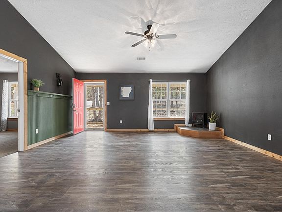 3rd image of 3604 Rocky Knoll Ln