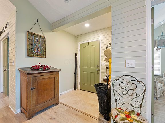 5th image of 109 Stonegate Dr