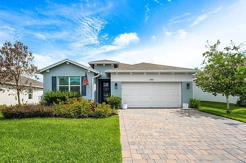 1991 NE Ocean Dunes Dr Photo 1