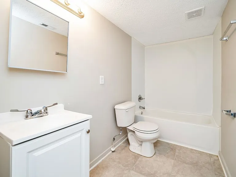 1624 Fairview Dr — Photo 22