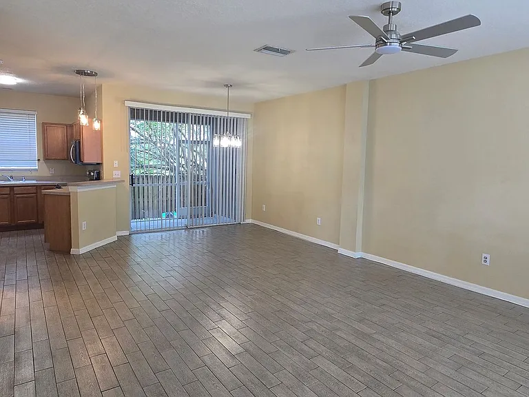11012 Black Swan Ct — Photo 2