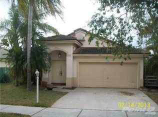 340 SW 203rd Ave, Pembroke Pines, FL 33029