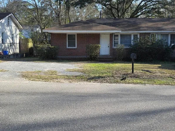 1129 Berkeley St #A, Hanahan, SC 29410