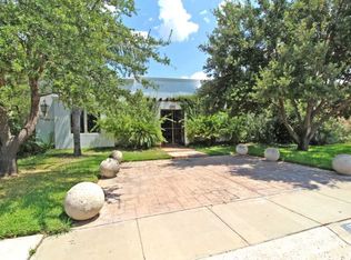 105 Mayfair Dr, Laredo, TX 78045