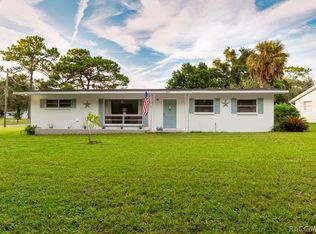 9205 W Jasmine Ln, Crystal River, FL 34429