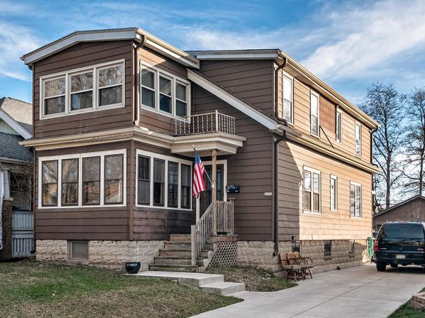 8903 W Orchard St, West Allis, WI 53214 – 2-bedroom rental in West Allis