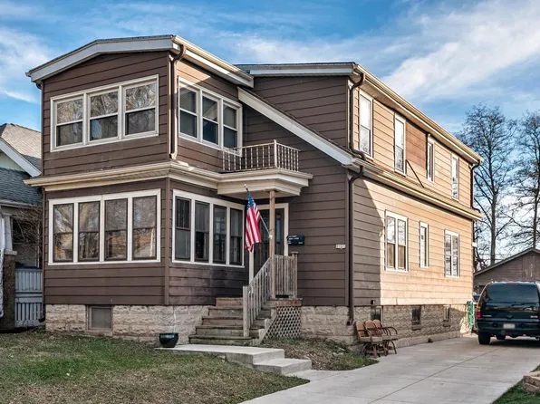 8903 W Orchard St, West Allis, WI 53214