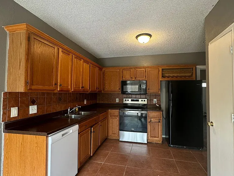 3407 Ramey Dr #1 — Photo 8