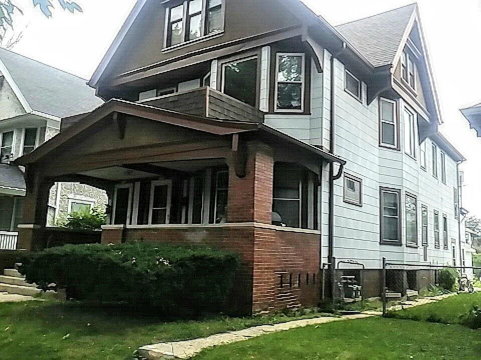 1st image of 1028 S 28th St #1030