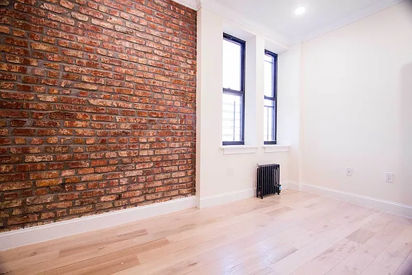 Rented by Dallien Realty Limited Liability Company | media 11