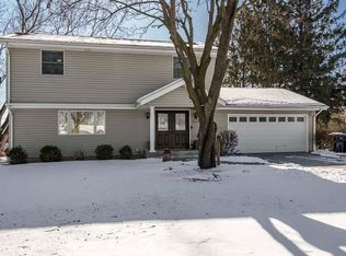 2282 Bootmaker Dr, Beloit, WI 53511