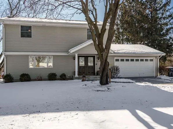 2282 Bootmaker Drive, Beloit, WI 53511