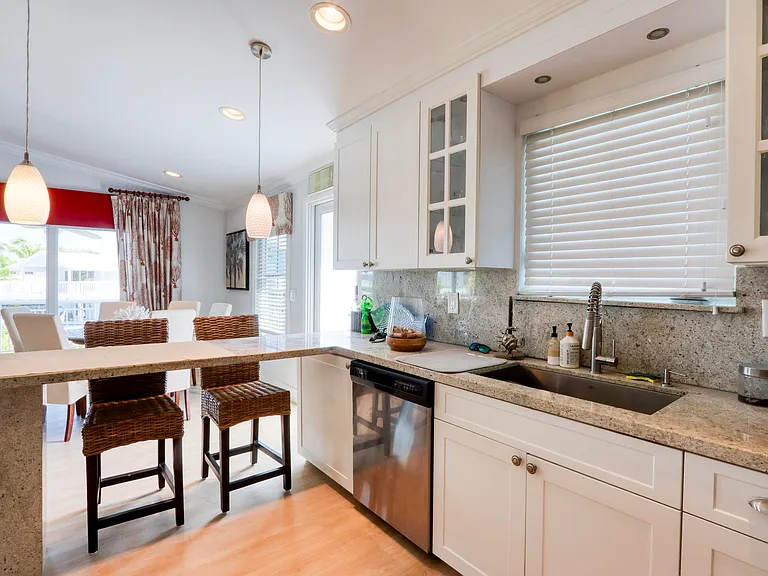 214 Aberdeen Ct — Photo 33