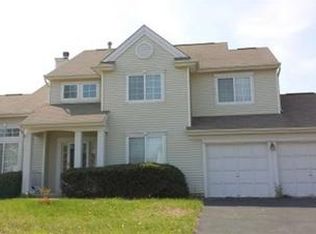 20 Little Doe Run, Oak Ridge, NJ 07438
