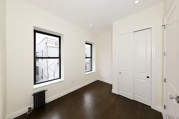 Rented by Avenues Real Estate | media 19