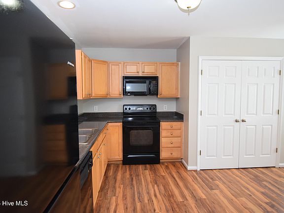 4th image of 4104 Brook Creek Lane #B