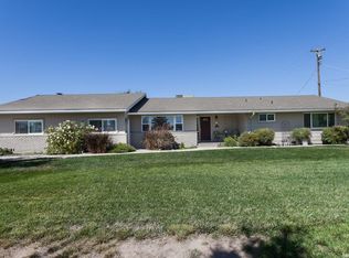 6445 E River Rd, Oakdale, CA 95361