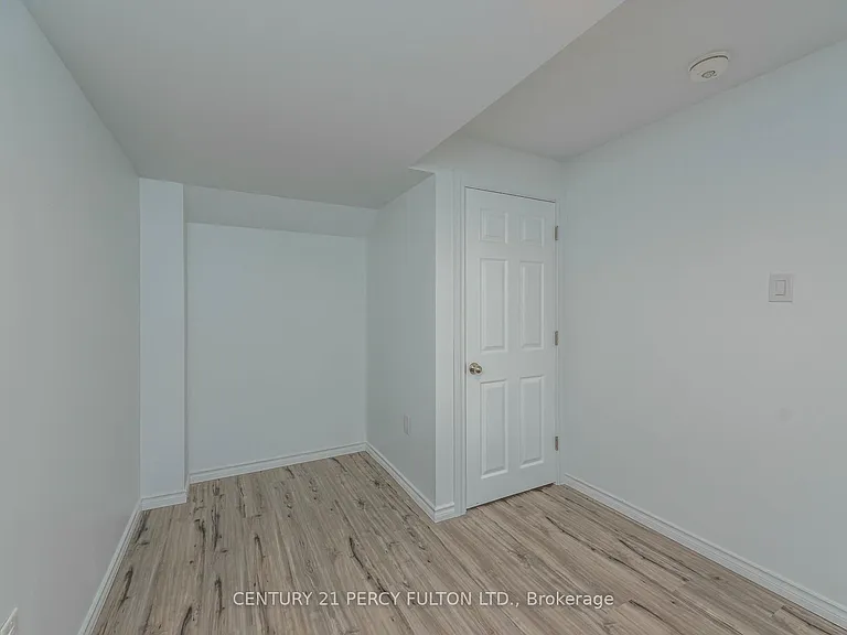 1 Cragg Cres #BASEMENT — Photo 19