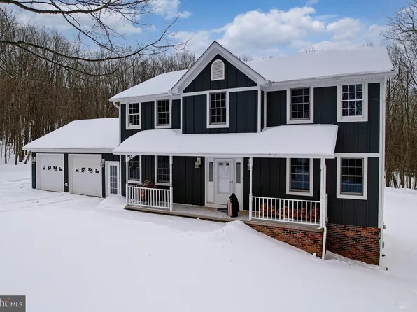 33 Teaberry Ridge Rd, Lonaconing, MD 21539