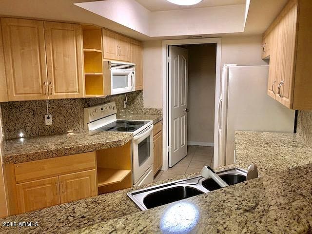 1st image of 5104 N 32nd St Unit 132
