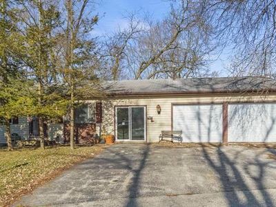 426 Cherry Valley Rd, Vernon Hills, IL, 60061
