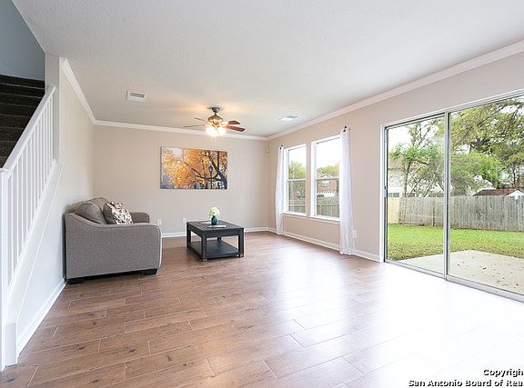 5th image of 8822 Star Creek Dr