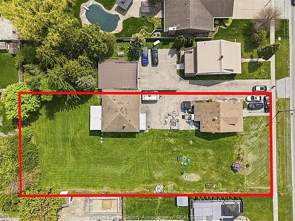 3rd image of 224 Lesperance Rd #222