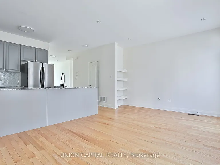 46 William Saville St — Photo 9