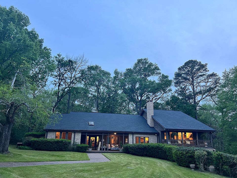1st image of 18944 Lakeshore Dr