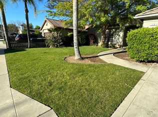 838 Coventry Ave, Clovis, CA 93611