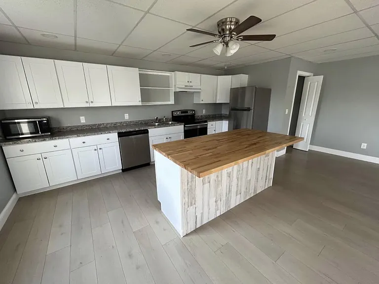 40 Stetson Rd #A — Photo 3