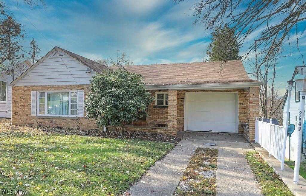 2549 Lisbon St, East Liverpool, OH 43920 Zillow
