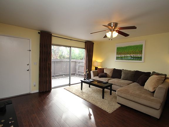 4th image of 402 North Beth St #A