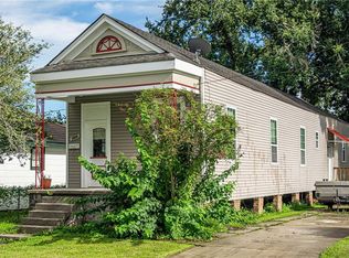 1020 Perry St, Gretna, LA 70053