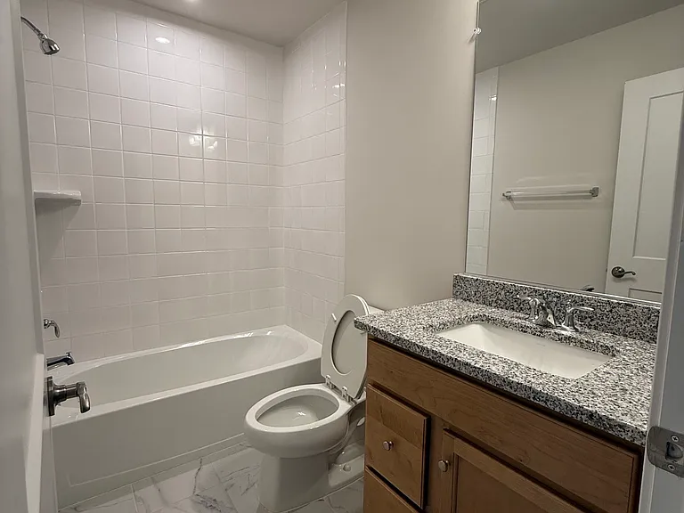 8795 Kensington Church St — Photo 13