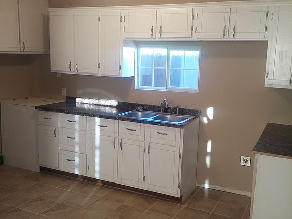 4th image of 5817 W 32nd St #3