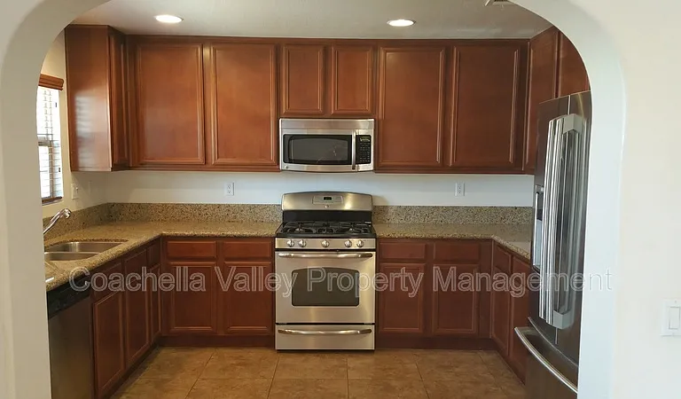 235 Paseo Gregario — Photo 18