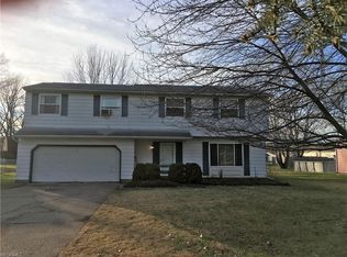 4280 Abbe Rd, Sheffield Village, OH 44054