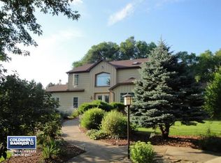 W10876 Deer Brook Ln, New London, WI 54961
