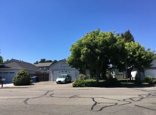 1657 Hopper Ave, Santa Rosa, CA 95403