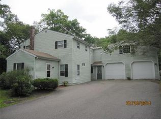 92 Howard St, South Easton, MA 02375