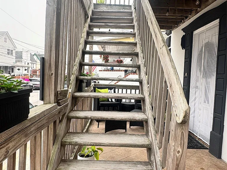 68 Brookline Ave #UPPER — Photo 15