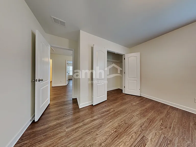 523 Lateleaf Dr — Photo 15