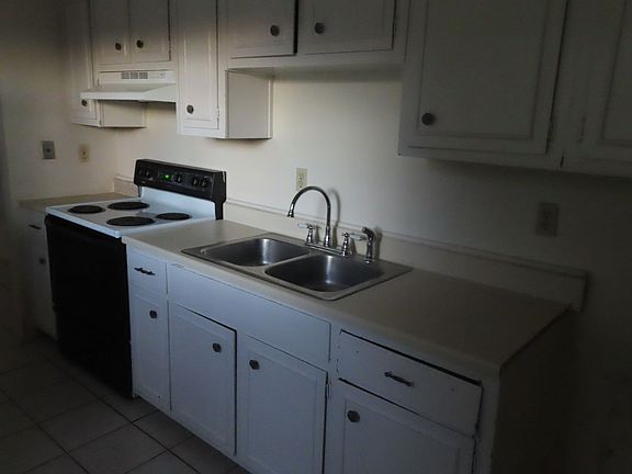 5th image of 10504 Ponderosa St