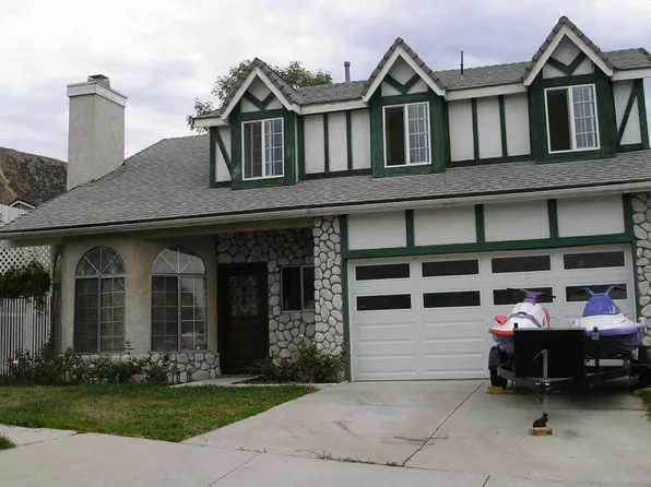 11605 Luanda St, Sylmar, CA 91342