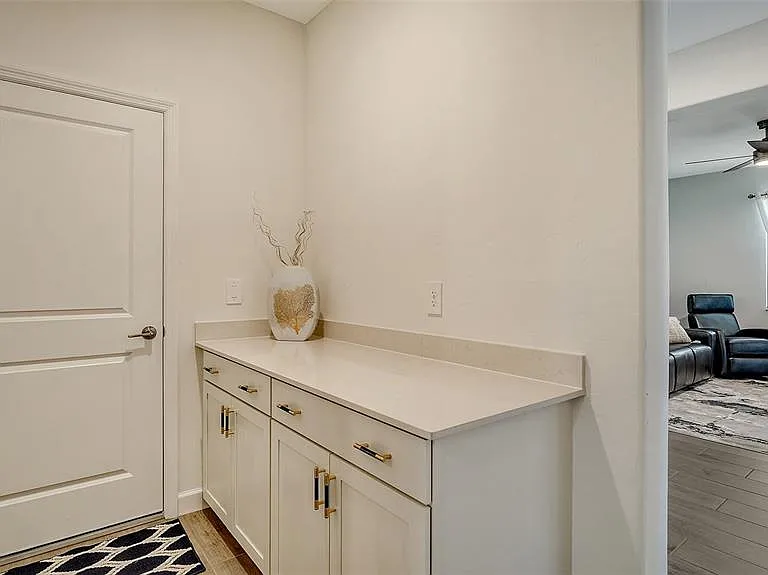 4909 Oyster Pearl St — Photo 44