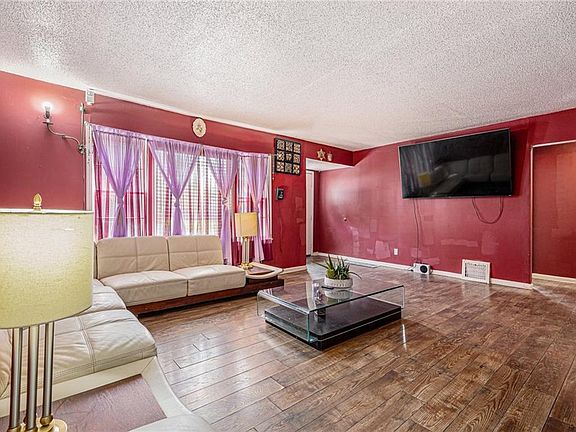 5th image of 4722 Nebraska Ave