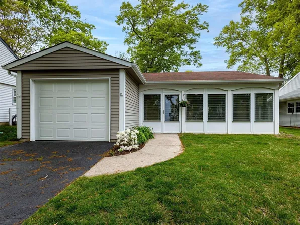 150 Laurance Lane #150, Ridge, NY 11961